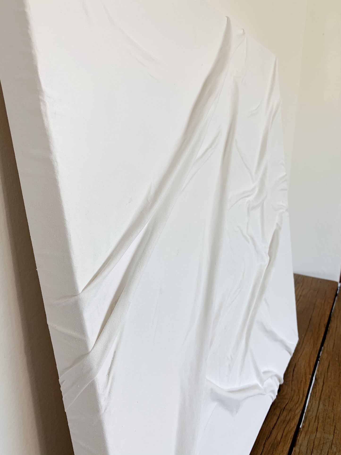 Linen V